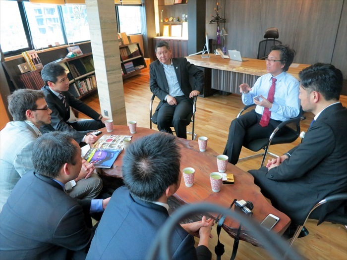 熊本市长莅临蘋果旅遊 李桑、Koh桑与贵宾们商讨关于熊本旅游推广的合作。