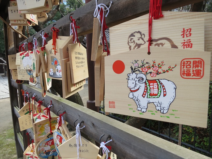 大阪精选 · 难波神社 告诉天神你的愿望吧!不少来自世界各地的华裔在这里祈愿呢。