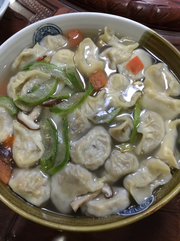 卖相朴实的菜肴，却能够尝出食材的鲜味。（三）