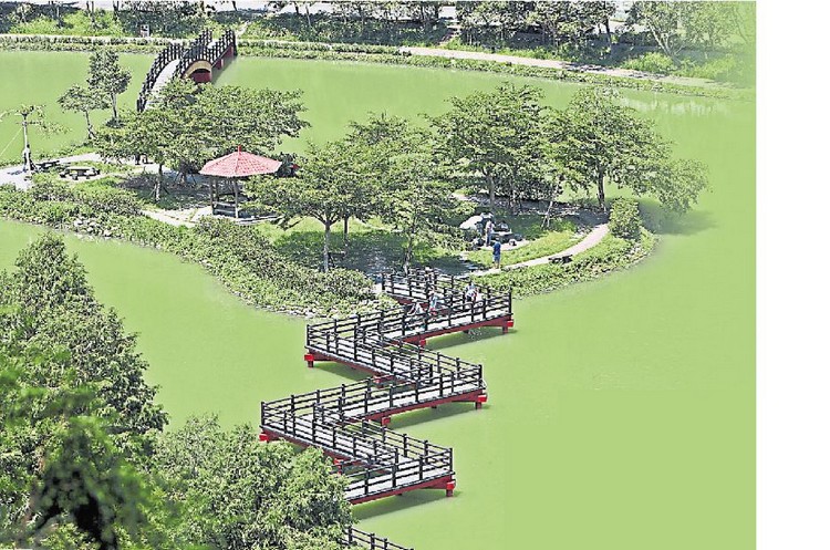 美景美画醉人心 台湾休闲农场潇洒遊 枕山休闲农业区的“枕山春海"美景被列入兰阳十八胜景之一。