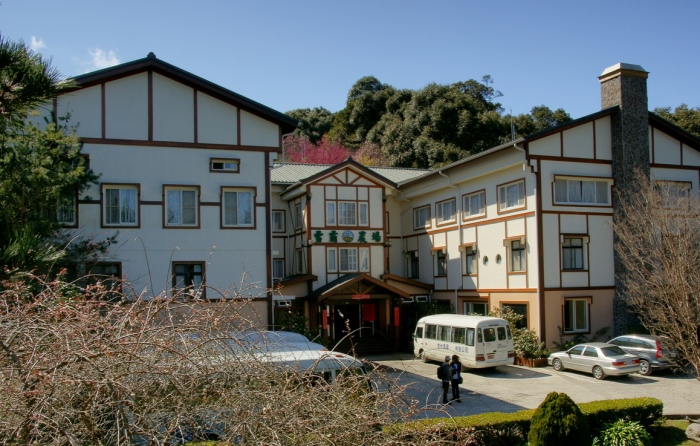 走,拿起相机踏入大自然 · 台湾休闲农场初体验 雪霸休闲农场外观景象。