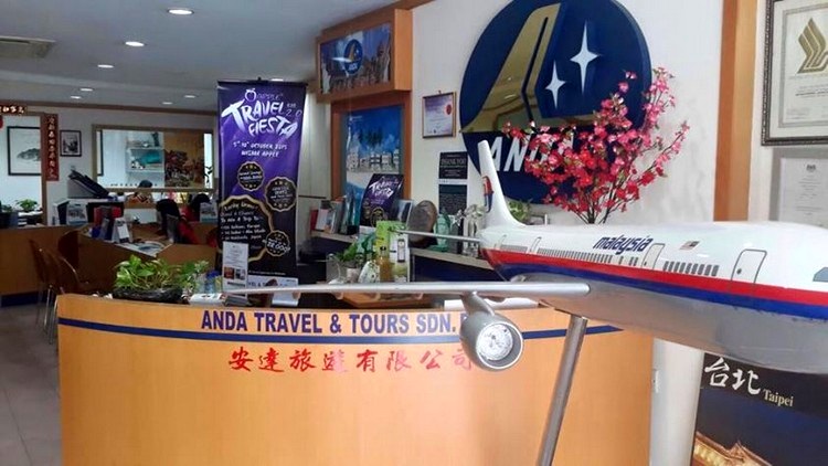 B2B APPLE TRAVEL FIESTA 2.0 蘋果“紫”为你飘向全马! Anda Travel (Muar 2)