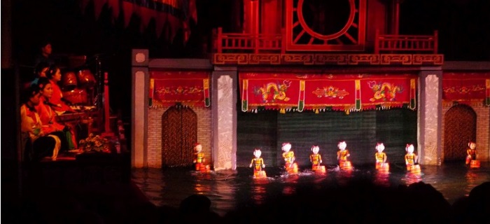 Waterpuppet Show F