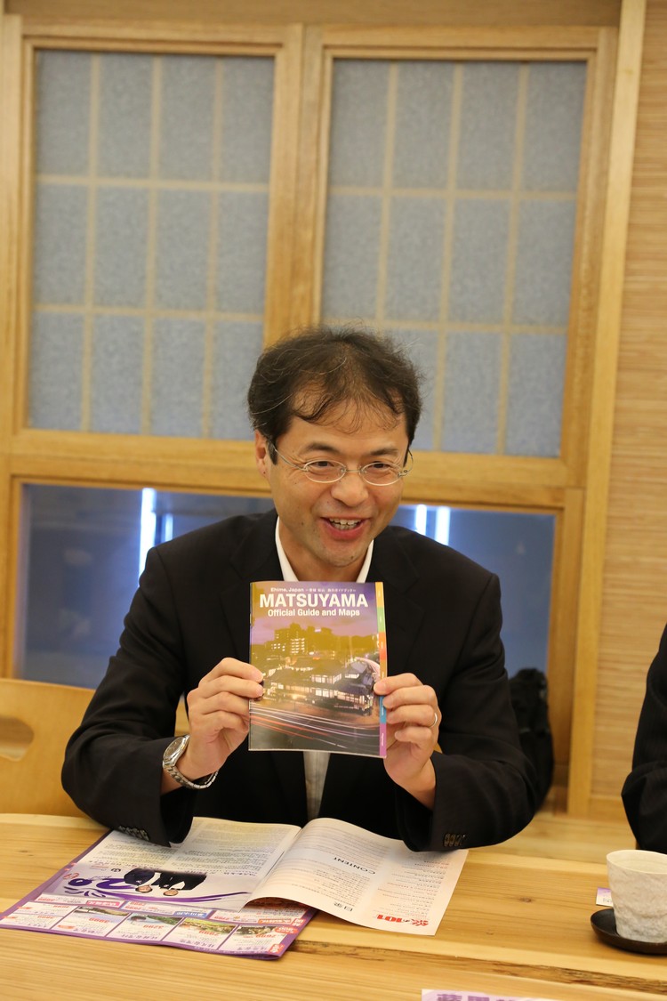 山市副市长 西泉 彰雄