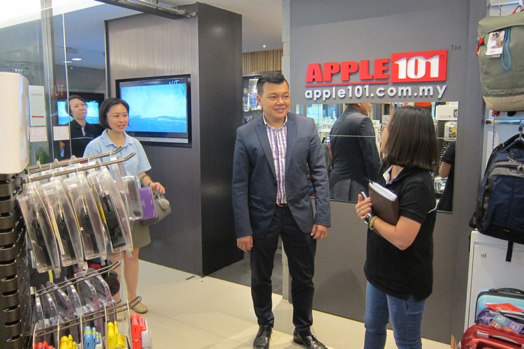 泰航贵宾 造访蘋果旅遊 参观蘋果101精品兑换部