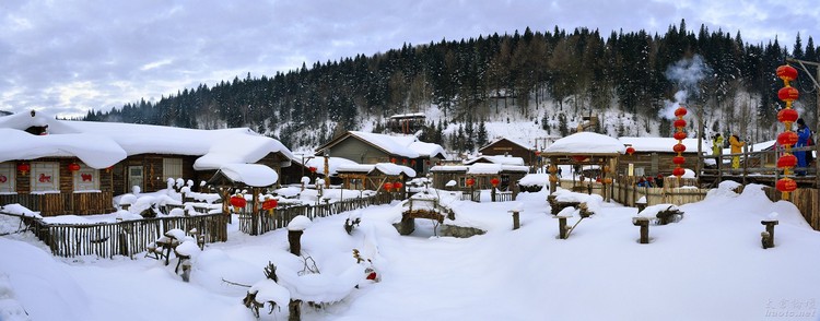 冬天要 见雪 · 中国 东北雪乡 除了当地旅游条件上的问题,在前往雪乡前的个人准备也不能不谨慎,毕竟动辄零下摄氏20度的低温可不是开玩笑的。